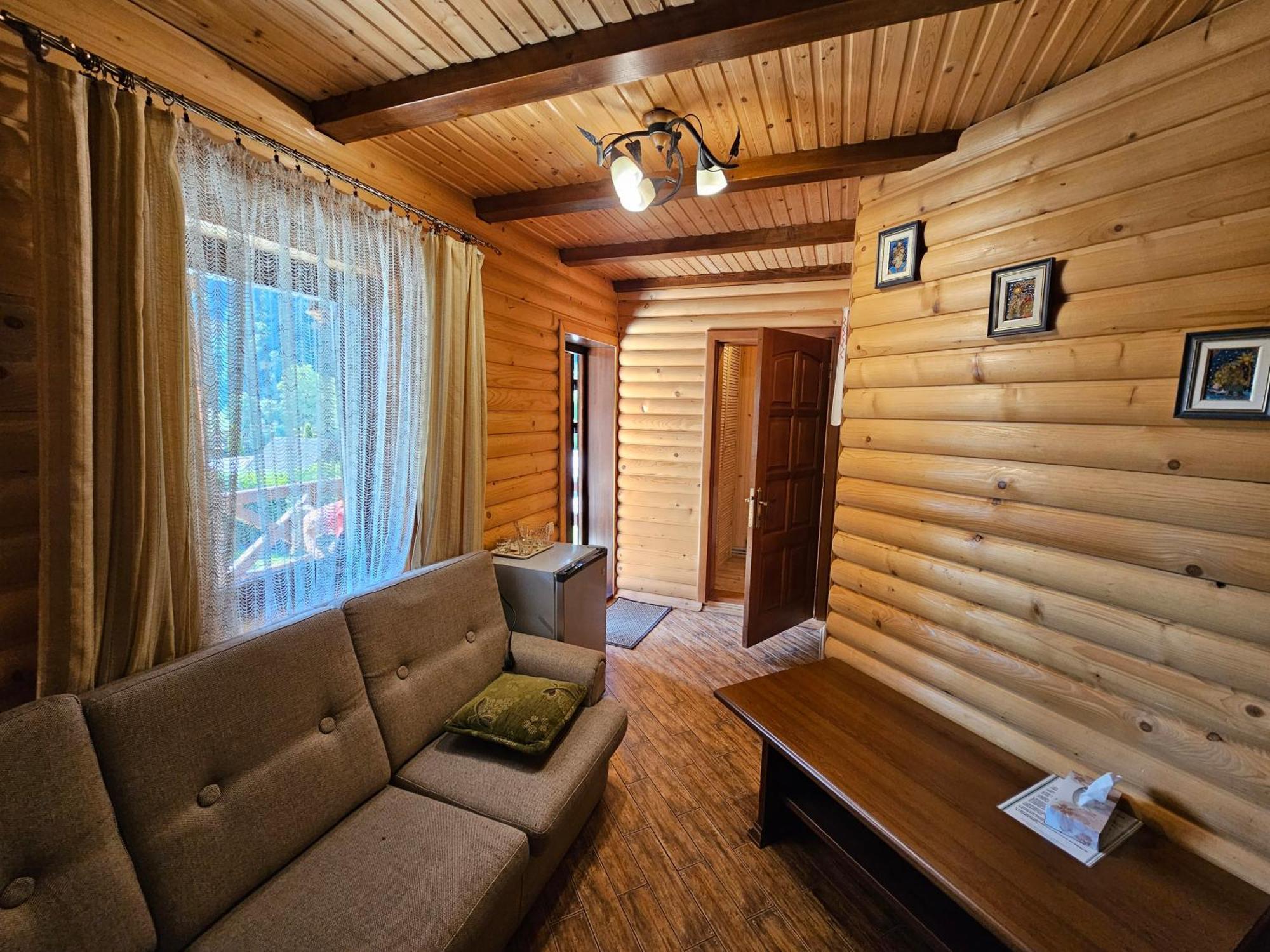 Guesthouse Kolo Druziv Tatariv Buitenkant foto
