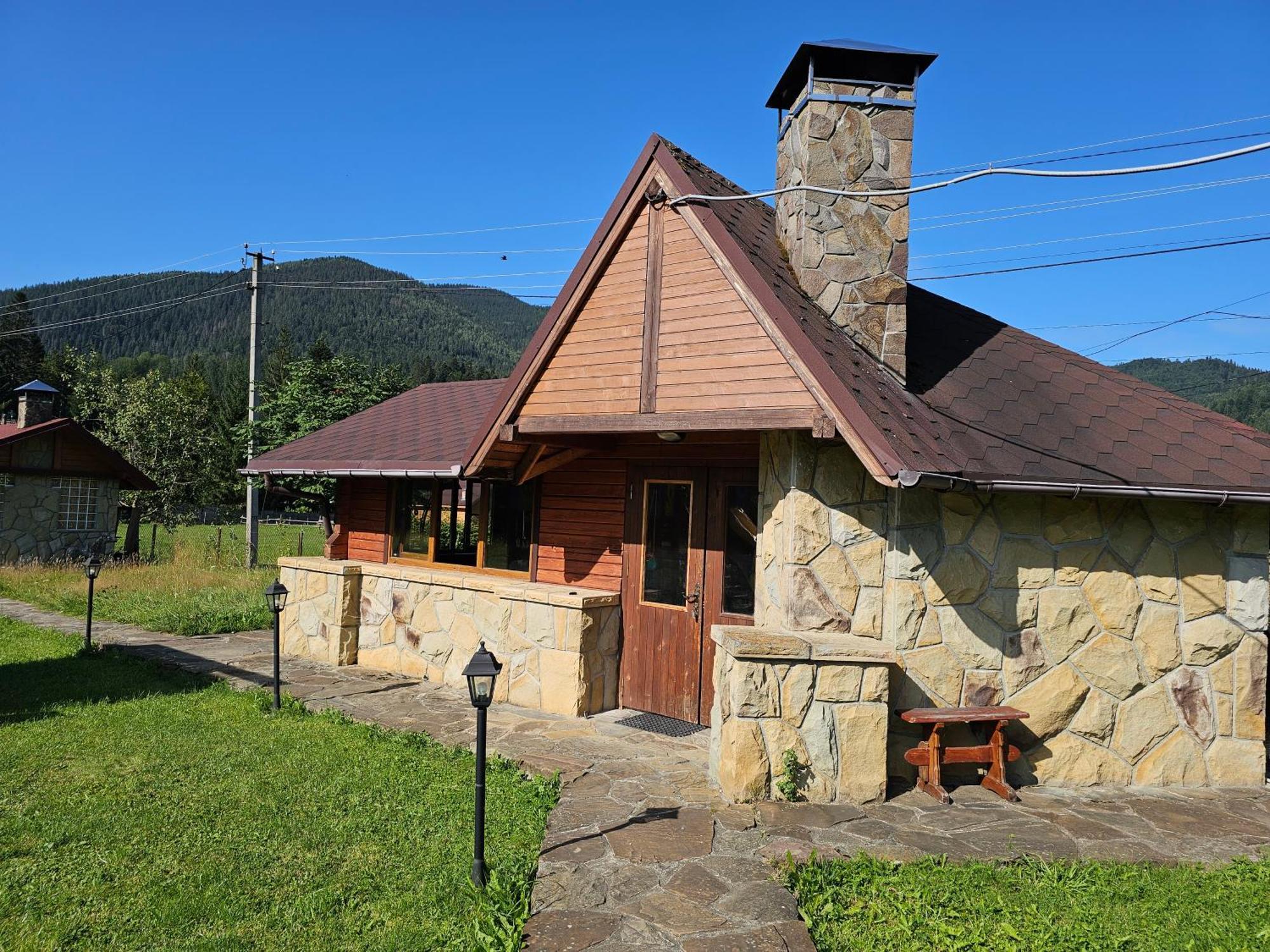 Guesthouse Kolo Druziv Tatariv Buitenkant foto