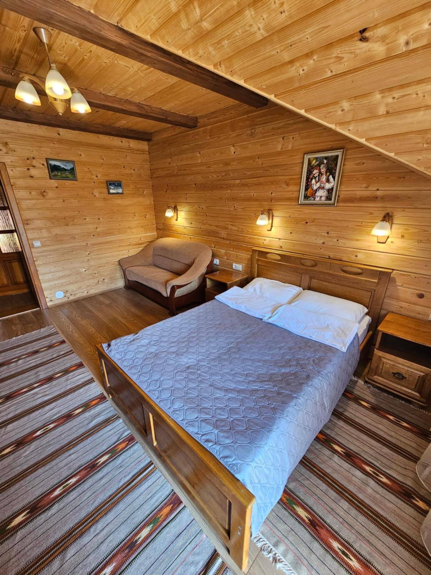 Guesthouse Kolo Druziv Tatariv Buitenkant foto